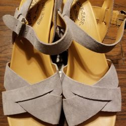 Wedges NEW KORK-EASE Size 10 Light Grey Suede 