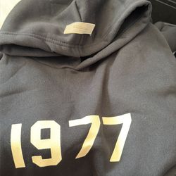1977 essential sweat suit