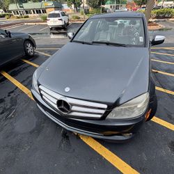 Mercedes Benz 2011