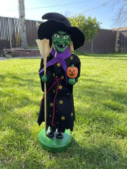 Retro Northlight Green Witch Wooden Halloween Nutcracker Holding a Broom 2011