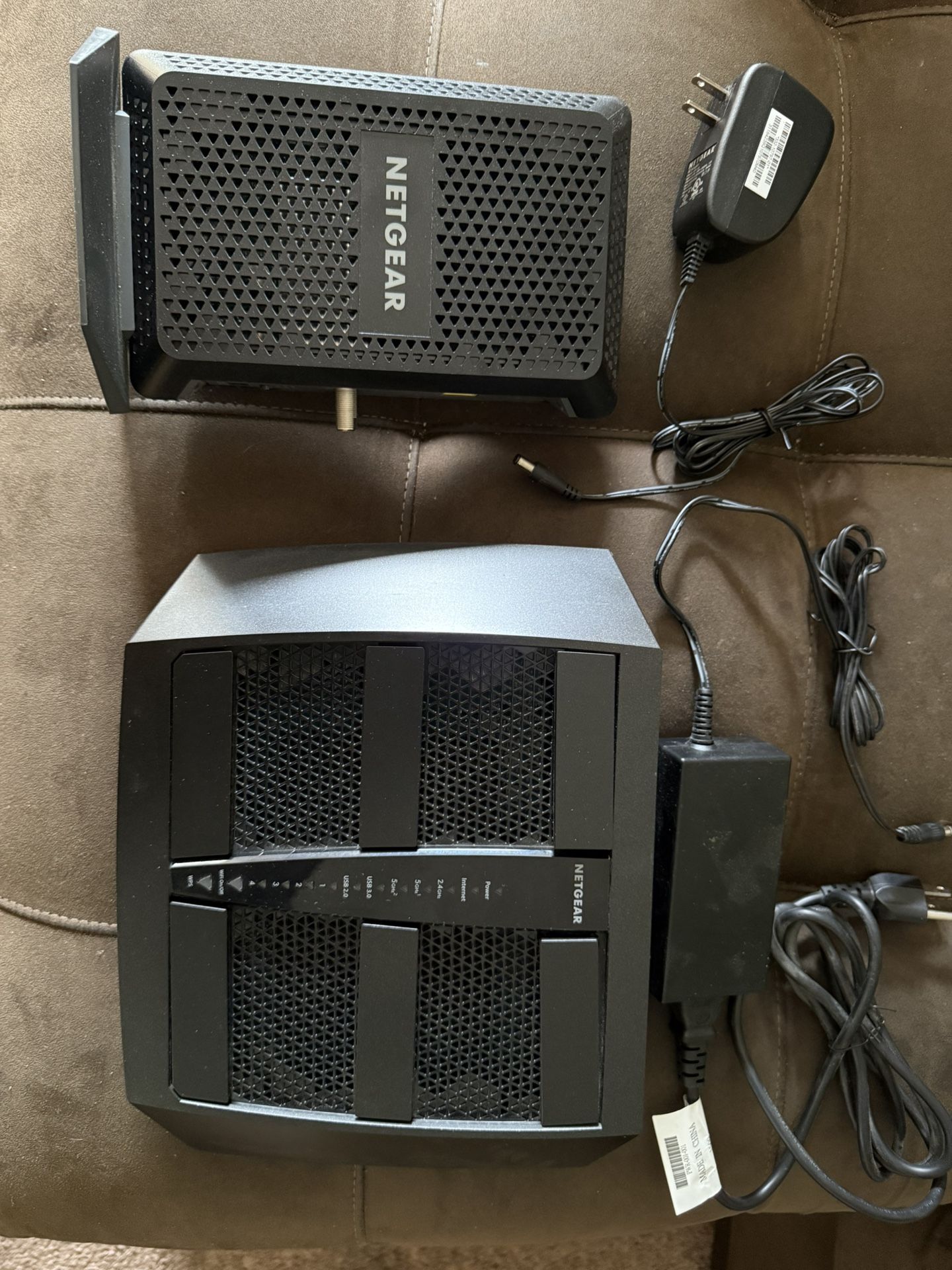 Netgear Bundle Router and Modem CM1000/R8000