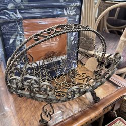 Lots Of Vintage Home Decor Available 