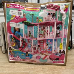 Barbie Dream House 