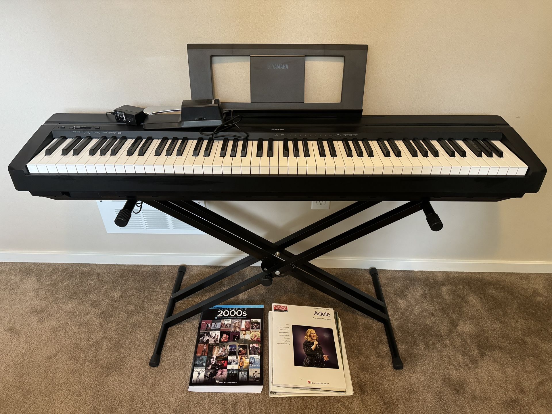 Yamaha P71 88 Key Weighted Action Digital Piano Keyboard (Like New) for