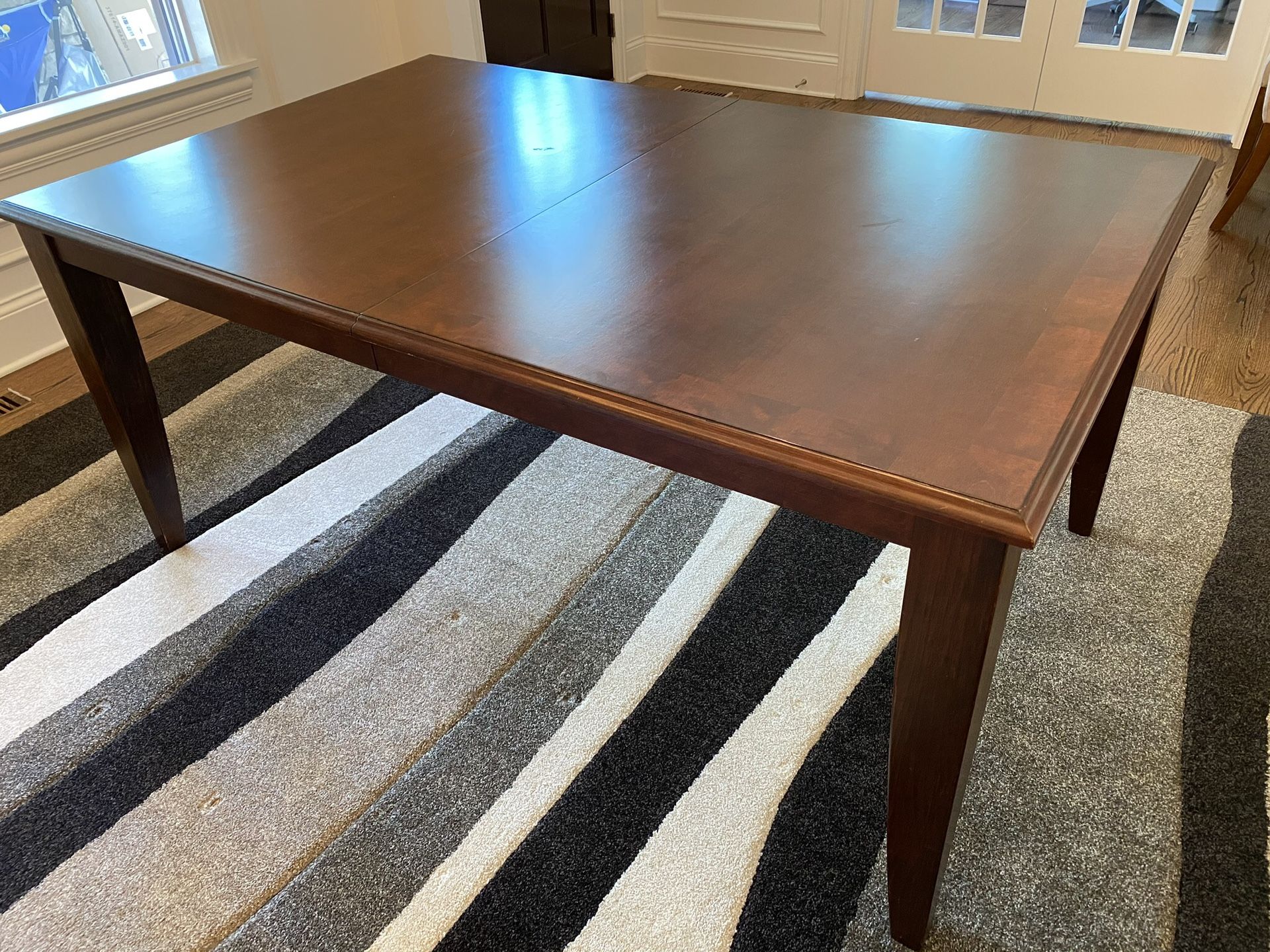 WALTER E. SMITHE DINING TABLE for Sale in Arlington Heights, IL OfferUp