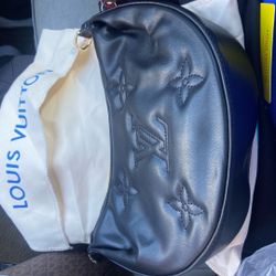Brand New Louis Vuitton Female Purse 