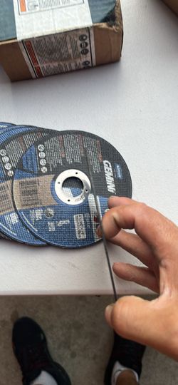 Discos Para Cortar Metal De 5” Pulgadas $2 Cada Uno 