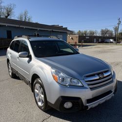2013 Subaru Outback Limited (Clean Title)