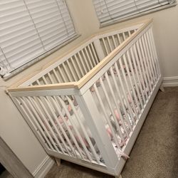 Baby crib
