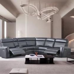 Sectional Recliner 