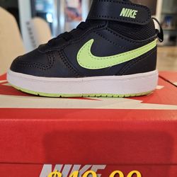 Toddler Boy Shoes SIZE 6. ALL PRICES ARE LISTED ON PICTURES