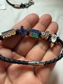 FIFA bracelet