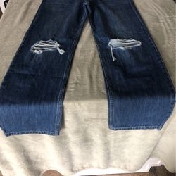 (Brand New)Women’s Levi Jeans