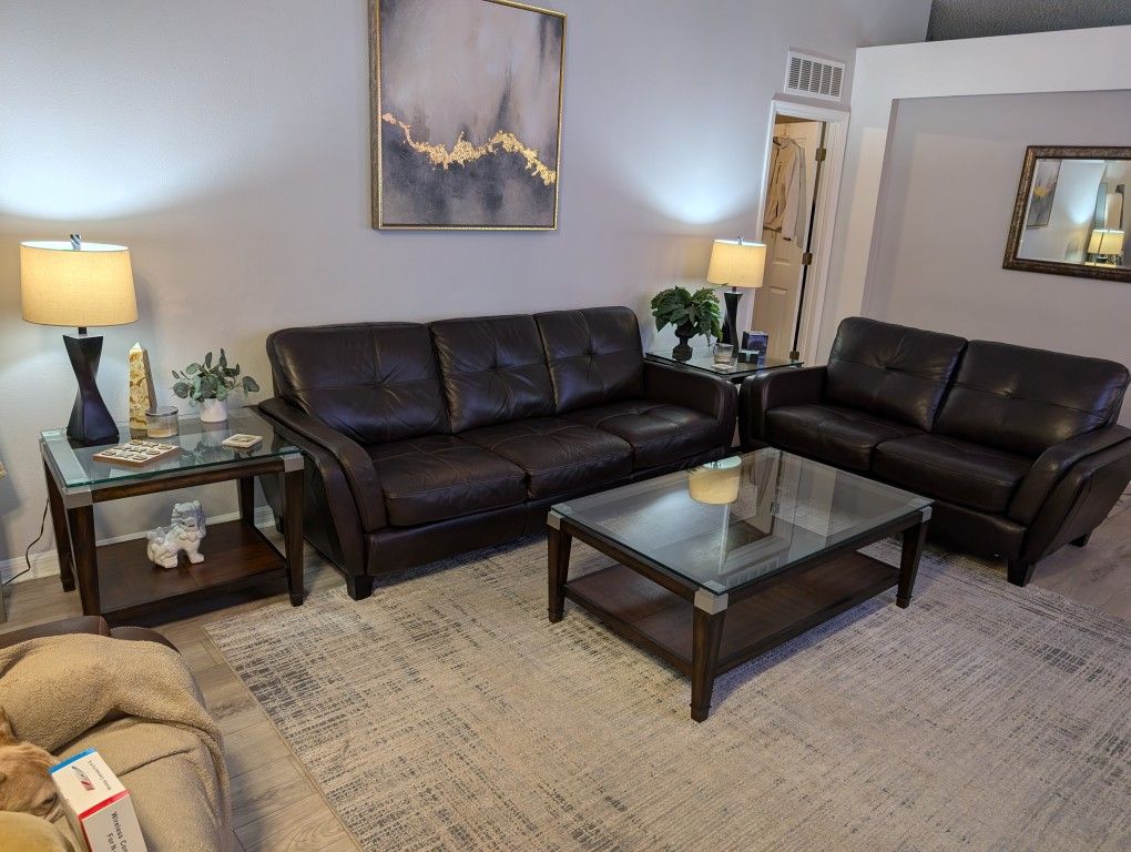 Cindy Crawford Leather Set With Tables