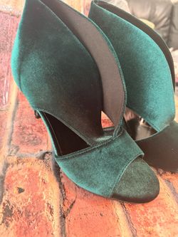 Green Velvet Open-Toe Heels