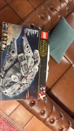 Lego millennium falcon 75257