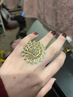 Big Flowers Ring