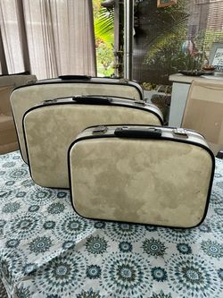 Vintage Suitcase Set