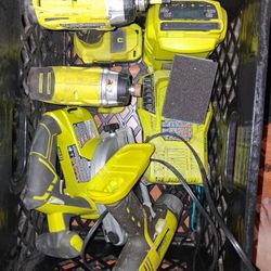 6 Peice Ryobi One+ Set With Battery And Charger