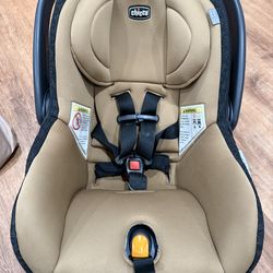 Chicco keyfit2 in CIENNA/brown color. For infants and toddler