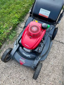 Honda HRX217 Versamow Lawnmower Lawn Mower