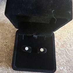 Natural Diamonds 14k White Gold