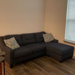 Good Couch For Sale 