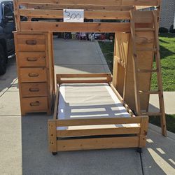 2Twin Bunk Bed With Detached Bottom Bed  $300