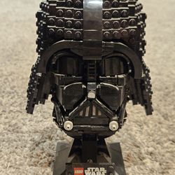 LEGO Star Wars: Darth Vader Helmet (75304)