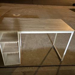 Desk With Shelves 