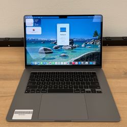 15" MacBook Air M2 8 Core*256GB SSD*8GB RAM