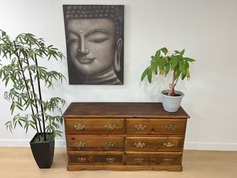 Expreso solid wood 6 drawer dresser ** FREE LOCAL DELIVERY **
