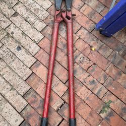 3’ Bolt Cutters