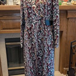 1960s Paisley Carpet Jacket in EXCELLENT condition.