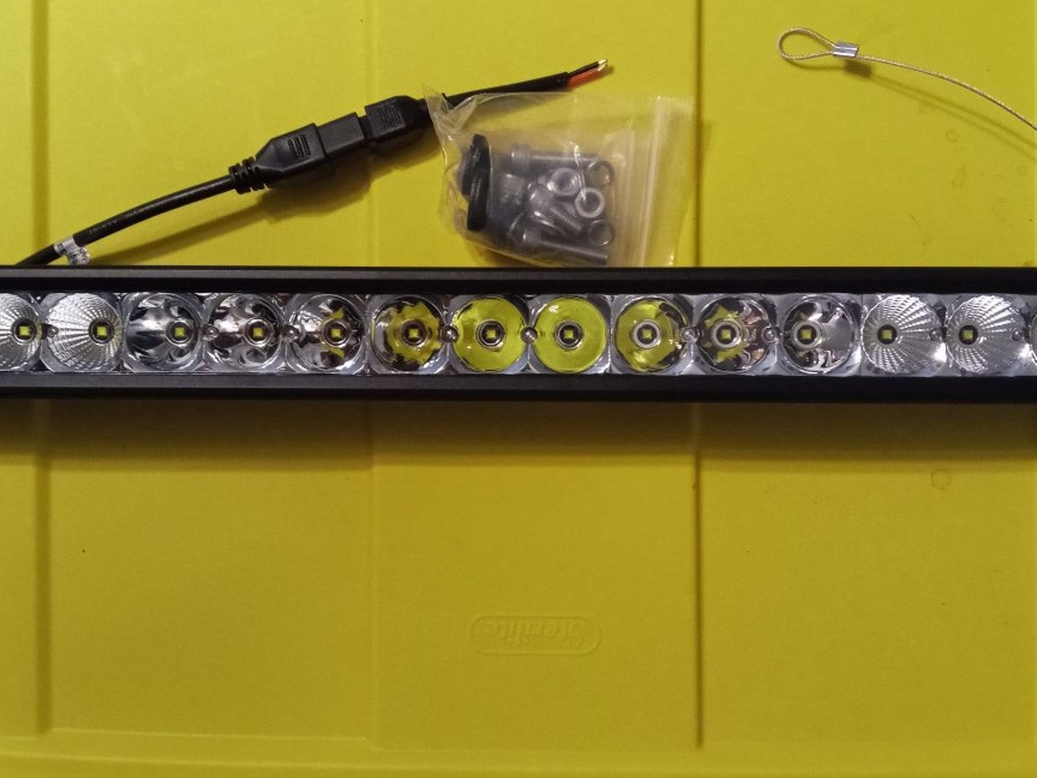 Travelers 20-in Light Bar