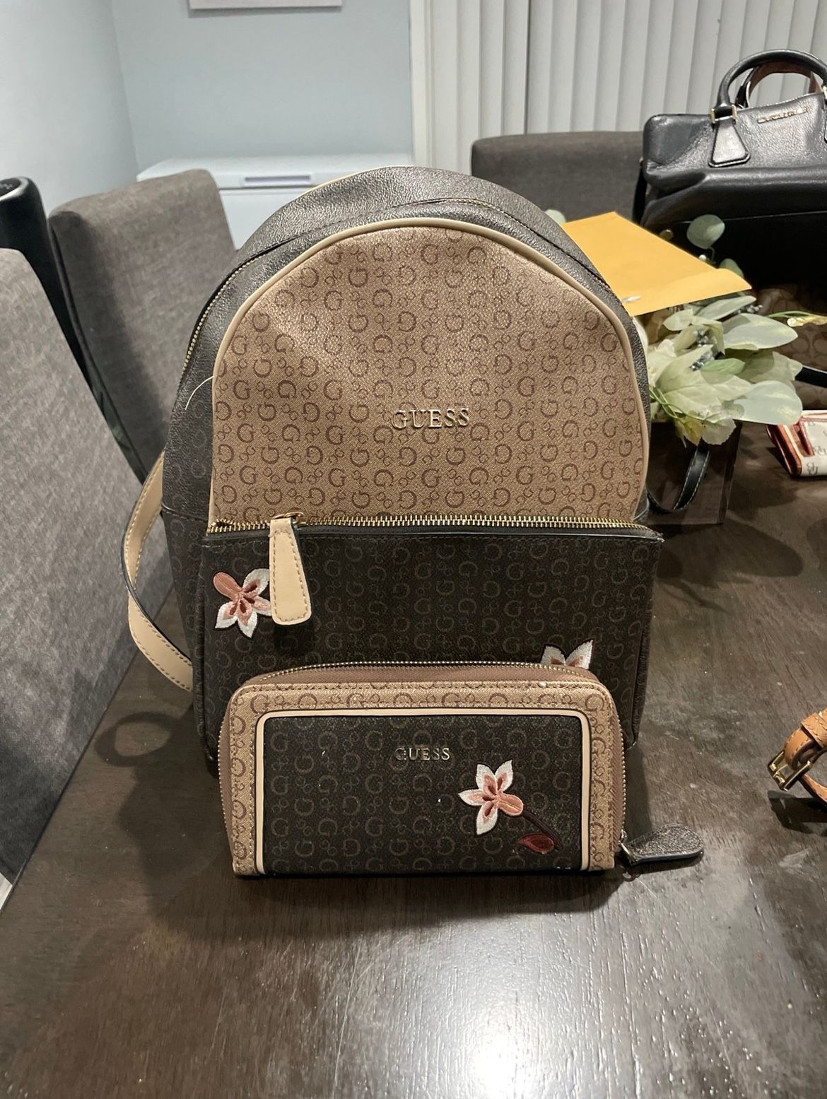 Guess Matching Backpack And Wallet