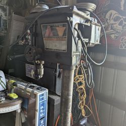 CRAFTSMAN DRILL PRESS W ATTACHED VICE 