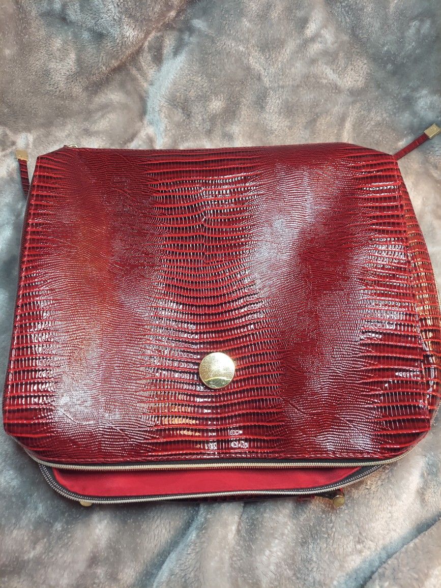 Estee Lauder Bag 11 X13 In. Must Pick Up