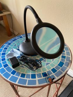 LED Desktop Magnifier