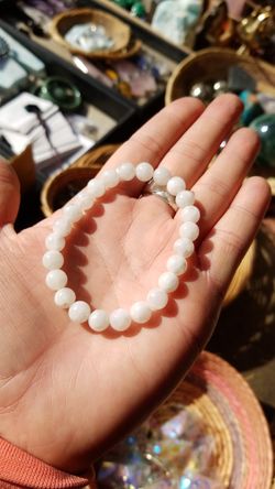 Rainbowmoonstone 8mm bead Bracelet.