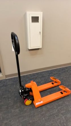 Open Box Mini Pallet Jack T-1033