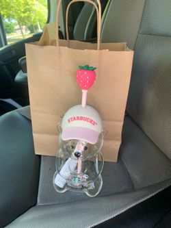 Starbucks bearista strawberry glass cup