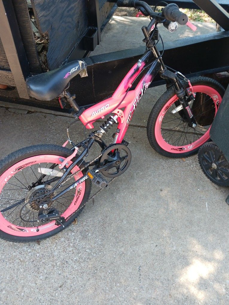 Girls BMX bike....