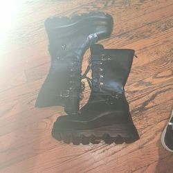 BLK WEDGED GOTHIC WOMENS TALL BOOTS