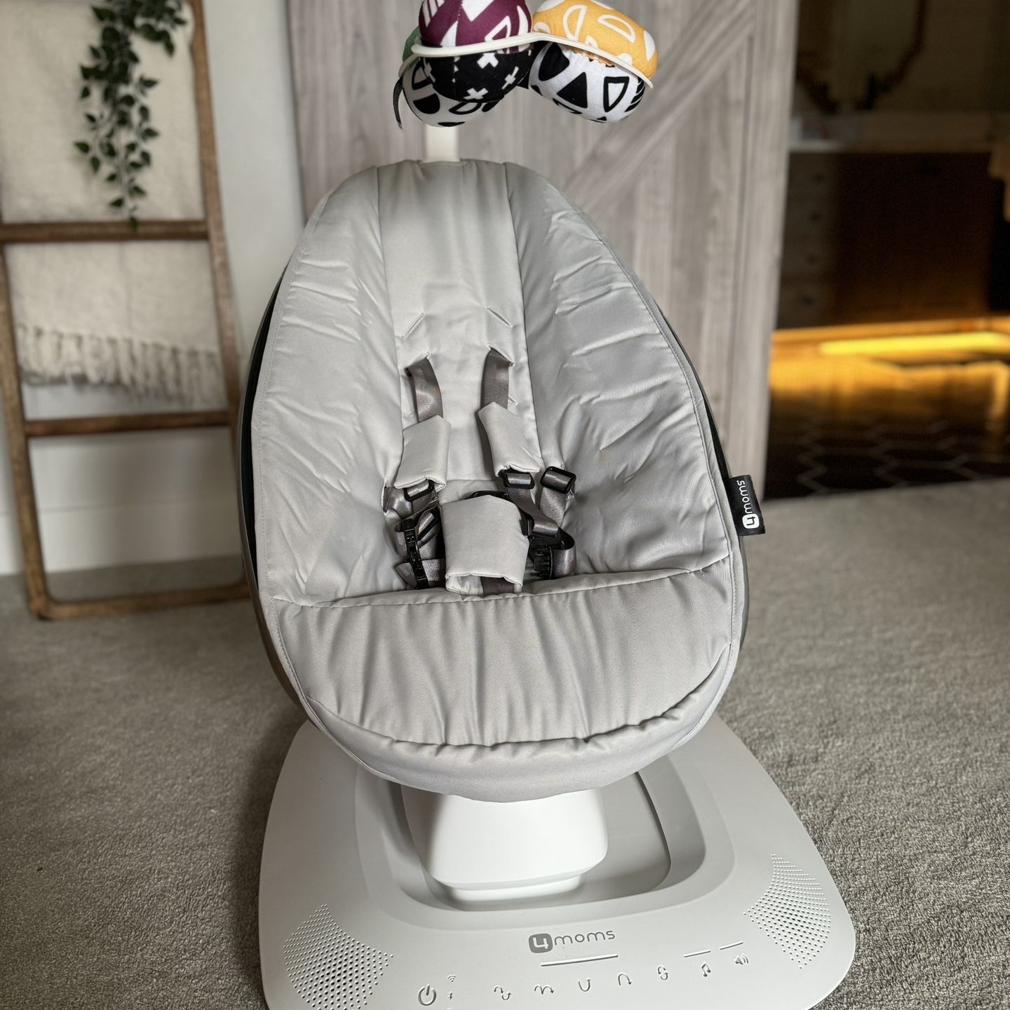 4Moms Multi Motion Baby Swing 