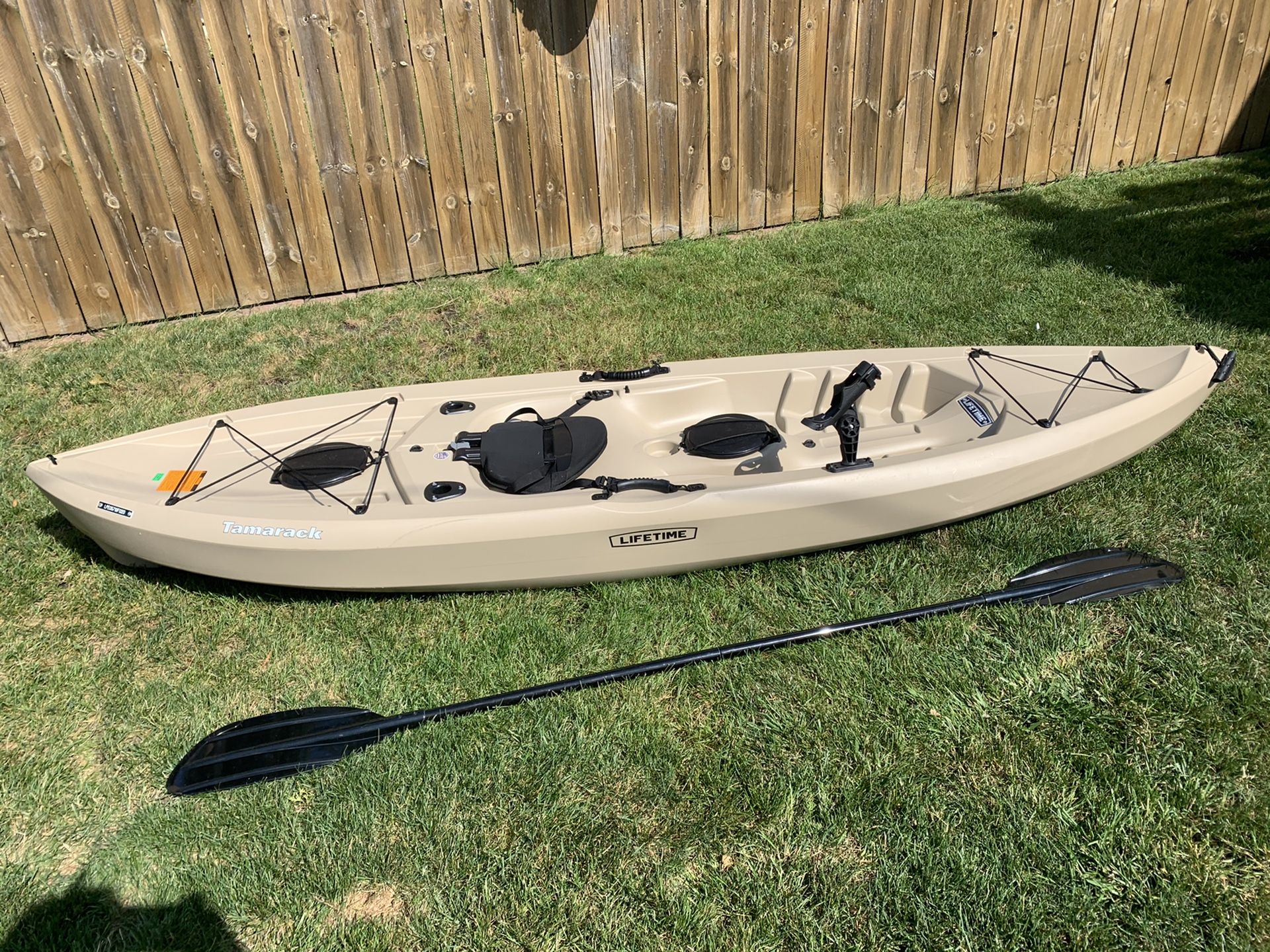 Lifetime Tamarack 100 Fishing Kayak