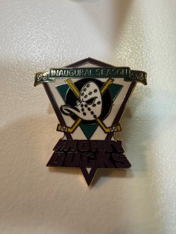 Mighty Ducks Inaugural Season pin