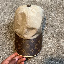 Louis Vuitton Hat