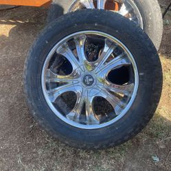 Llantas Y Riñes 275 55  R 20 Usadas