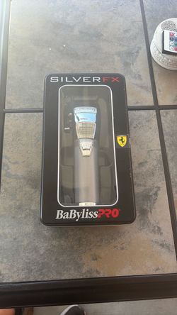 Babyliss Pro  Silver FX Cord/Cordless Clipper New FX870S